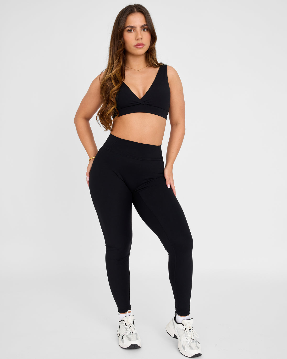 Sujetador deportivo Legacy Ultimate con cuello en V