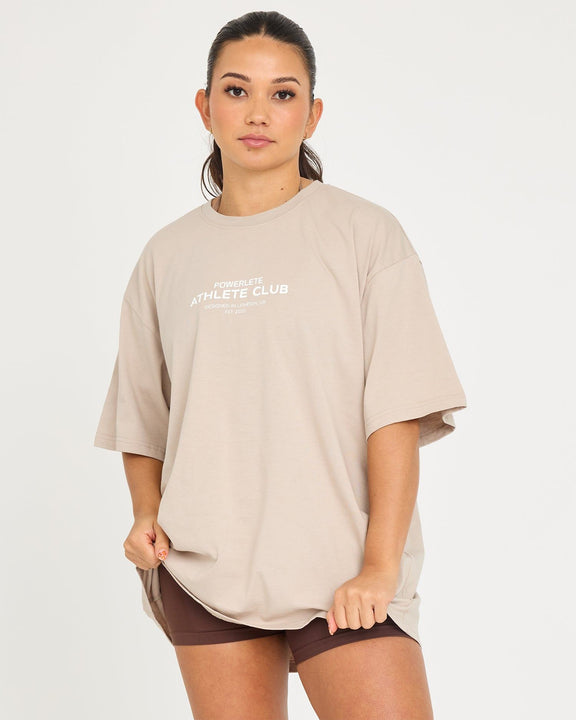 Übergroßes Athlete Club-T-Shirt