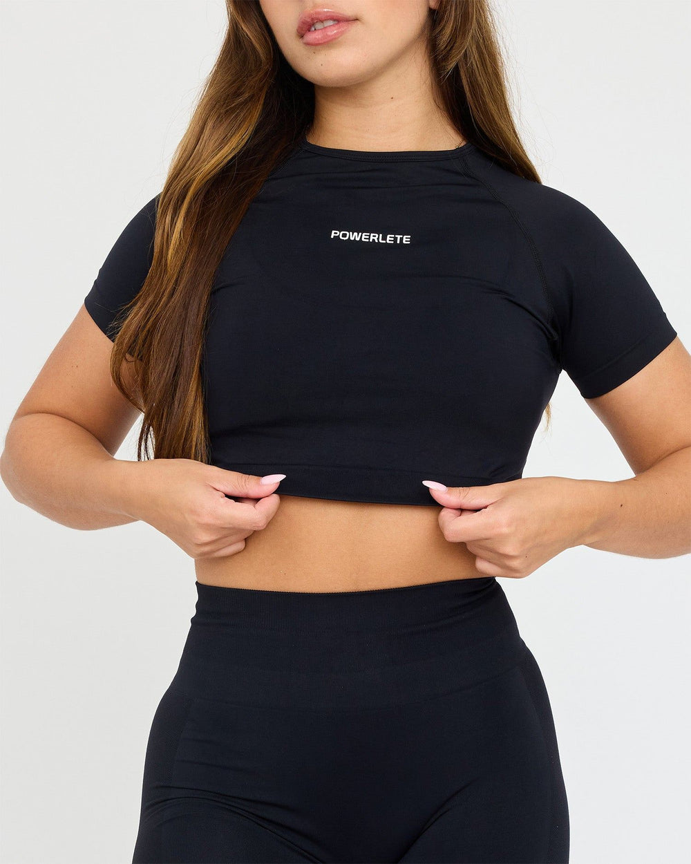 Nahtloses SS-Crop-Top von Evolve