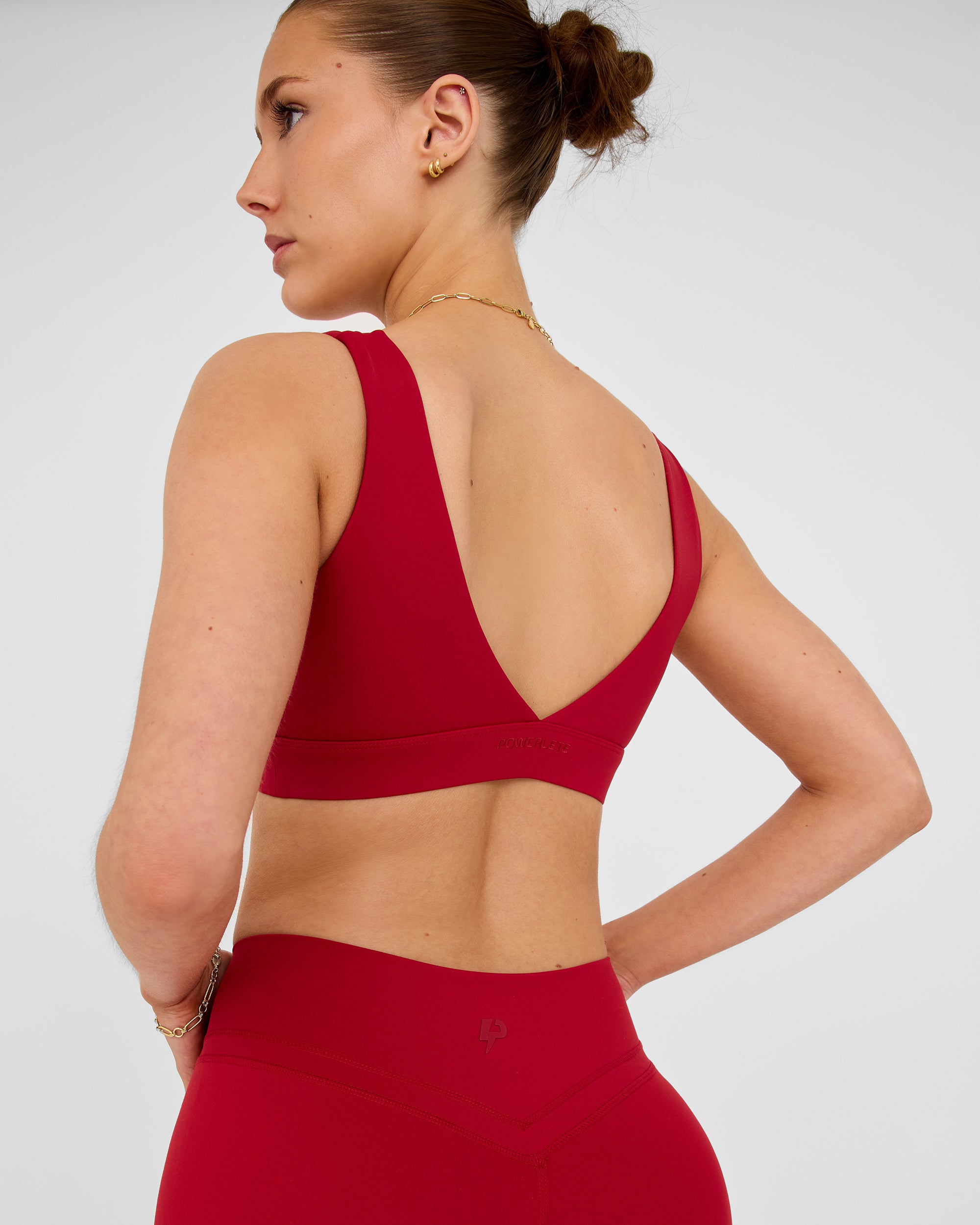 Sujetador deportivo Legacy Ultimate con cuello en V